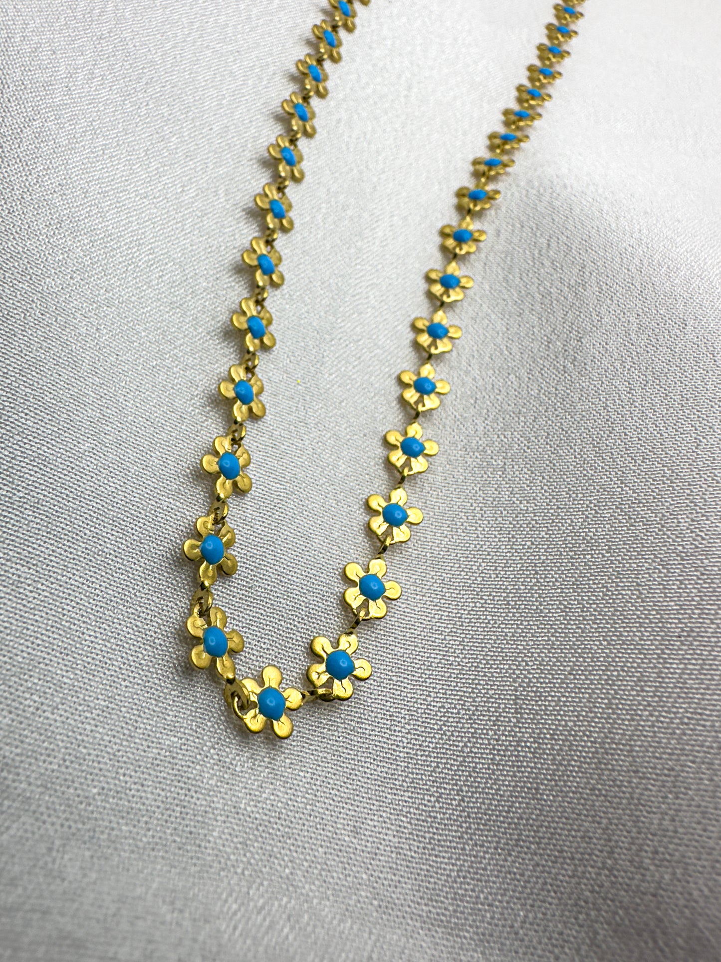 Blue Diasy Necklace