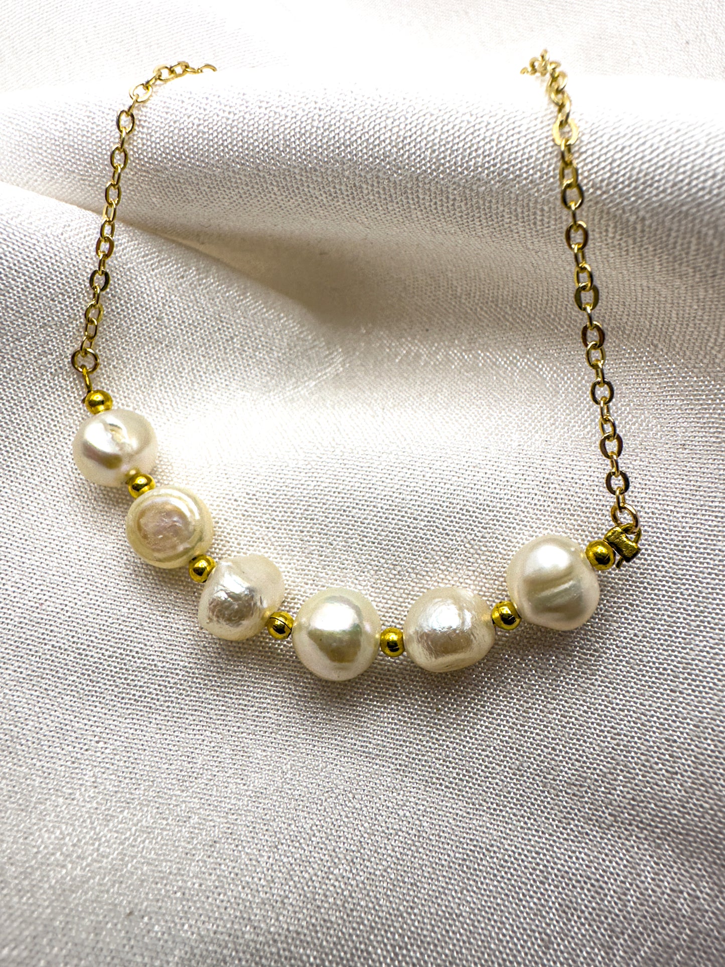 Elegant Pearl Chain Bracelet