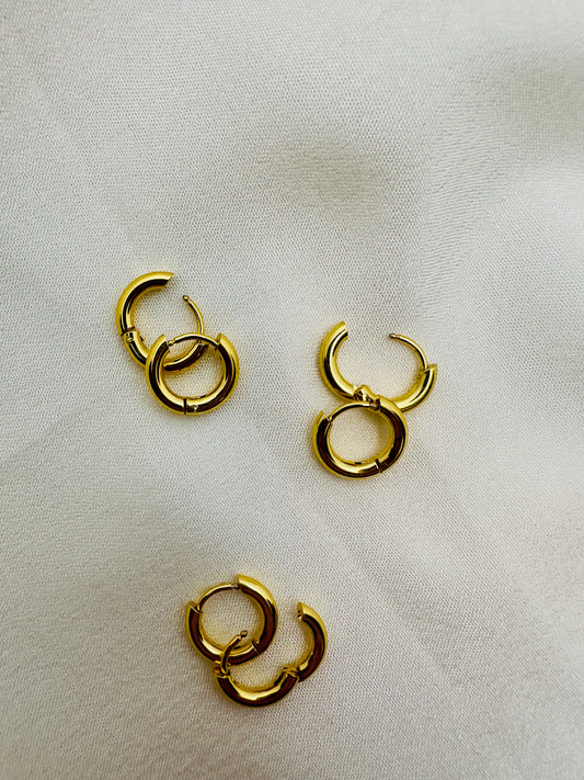 classic Golden Hoops Earrings(Small)